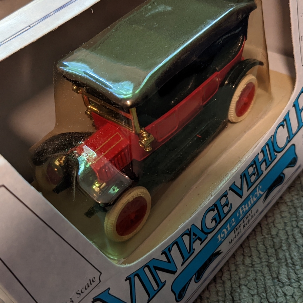 NWT Vintage ERTL 1912 Buick Vintage Vehicles 1/43 Scale Die-Cast. In Box … - Picture 4 of 9